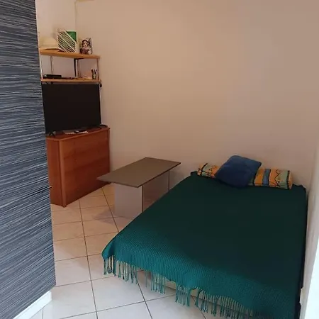 Comfortable With Kitchen Close To Sea Povljana