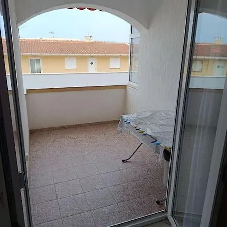 Lejlighed Comfortable With Kitchen Close To Sea Povljana